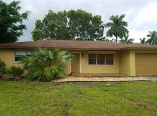 3918 E River Dr, Fort Myers, FL 33916