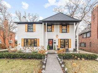 42 Cambridge Blvd, Pleasant Ridge, MI 48069