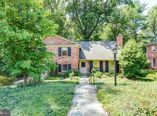 7536 Sebago Rd, Bethesda, MD 20817