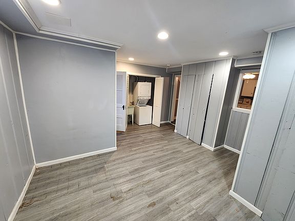 3rd image of 3542 Juneway