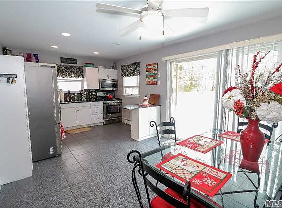 5th image of 251 Park Ln
