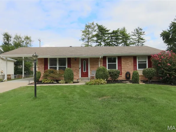 3 Oxbow Rd, Saint Peters, MO 63376