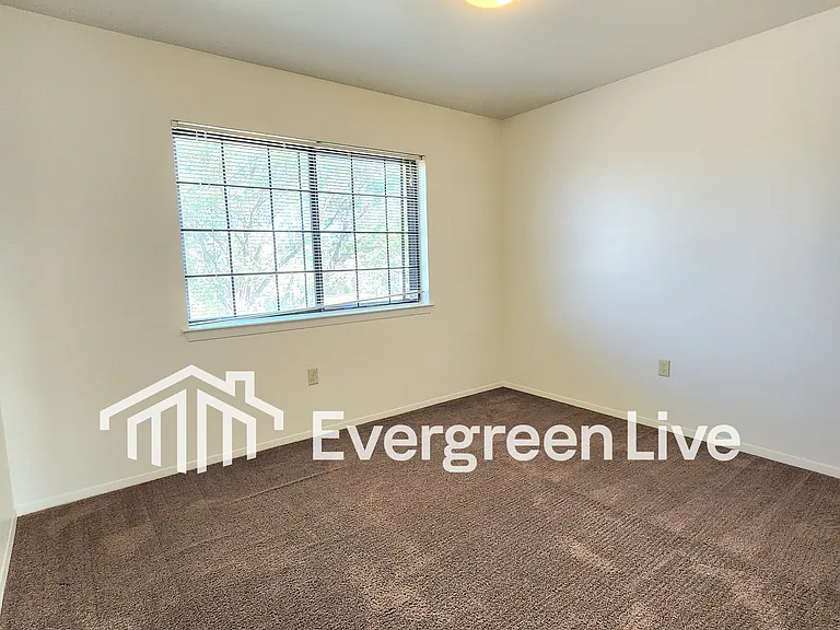 124 Raven Dr — Photo 24