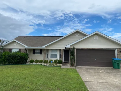 304 Shield Dr Photo 1