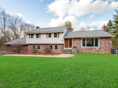 257 Lyons Rd, Basking Ridge, NJ, 07920