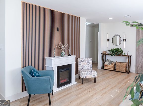 5th image of 2793 Gresham Rd SE