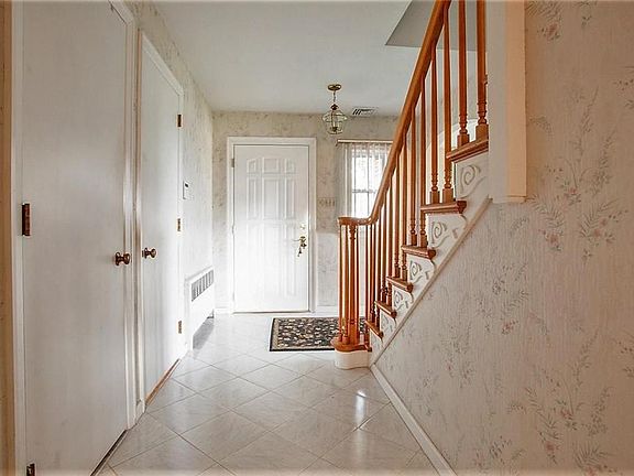 2nd image of 303 Schoeneck Ave