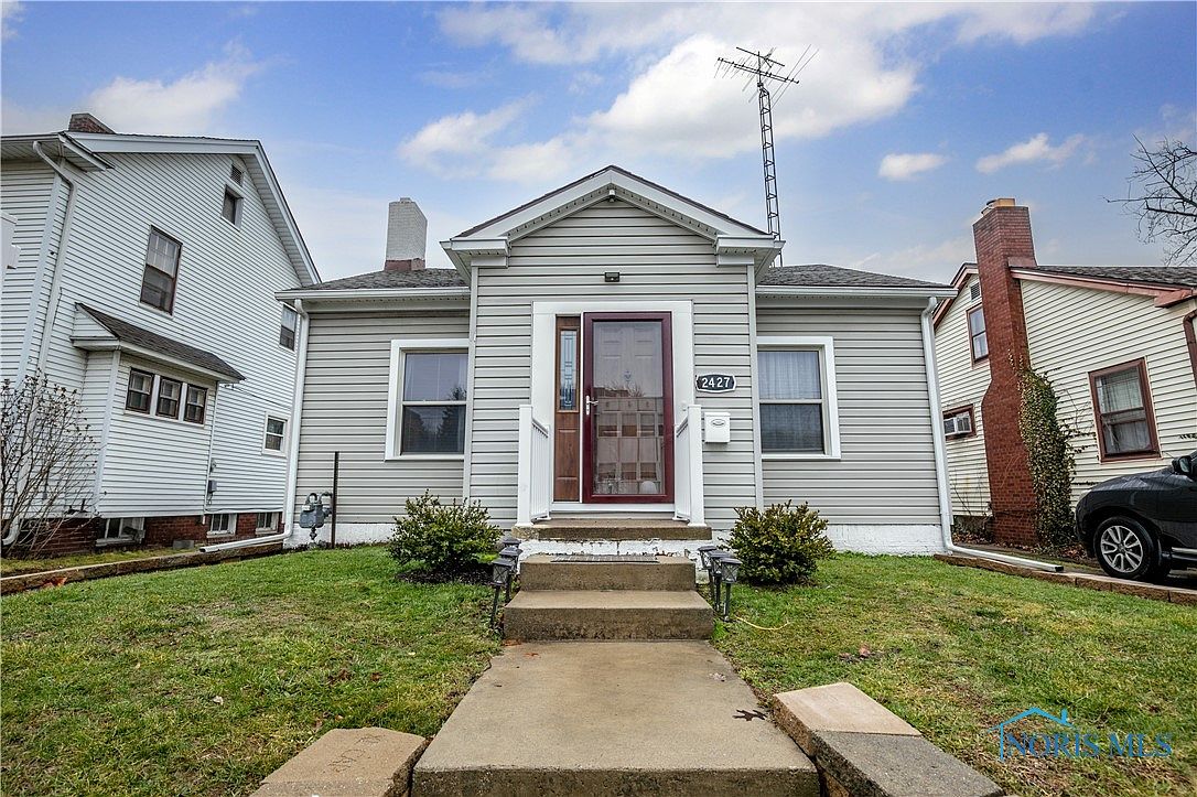 2427 W Sylvania Ave, Toledo, OH 43613 Zillow
