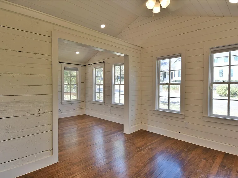 4875 Main St #TINY — Photo 26