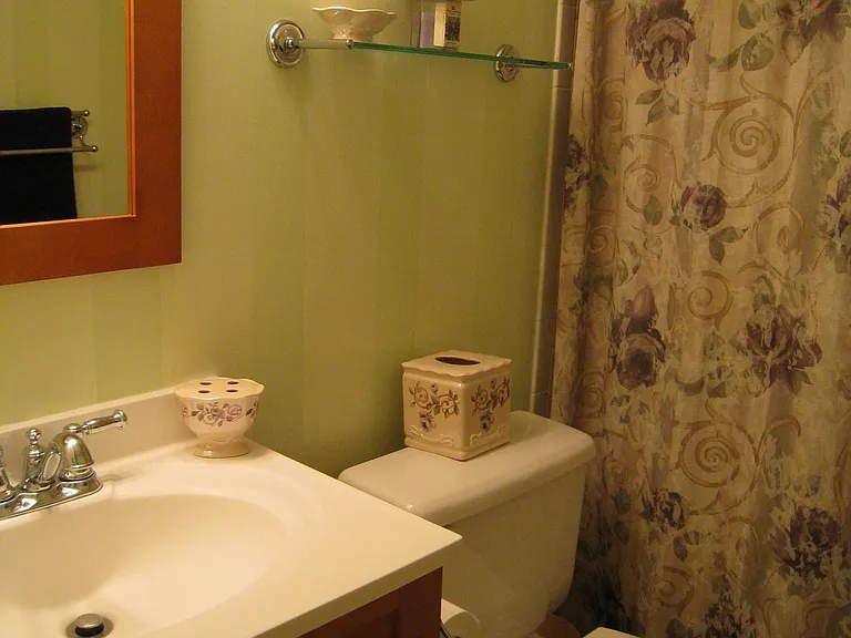 1638 S Taylor St — Photo 9