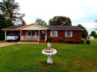 136 Davis Rd, Shelby, NC 28152