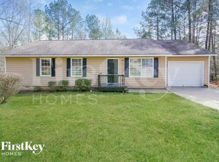 671 Rocky Point Rd, Covington, GA 30014