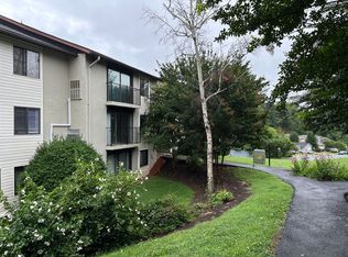 29 Spring Ct, Charlottesville, VA 22901