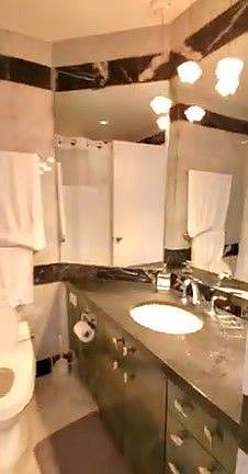 5th image of 150 W 56th St APT 6406