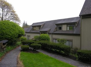 14 Heritage Vlg #B, Southbury, CT 06488