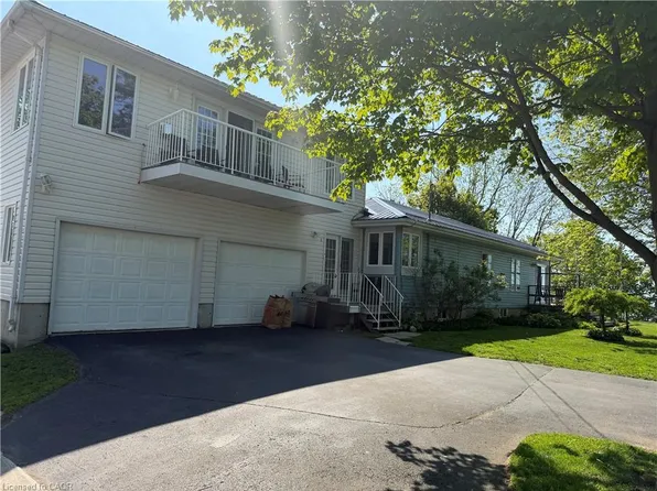 2 Buena St, Norfolk County, ON N0A 1N7
