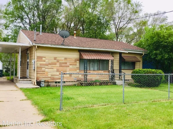 720 Adams St, Waterloo, IA 50703