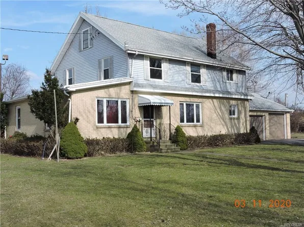 3751 Lake Shore Rd, Buffalo, NY 14219