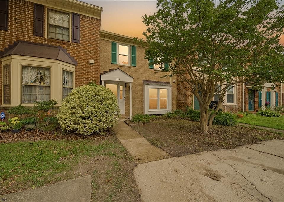 1st image of 315 Paxford Dr