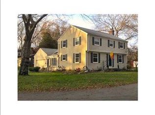 16 Rustwood Dr, Barrington, RI 02806
