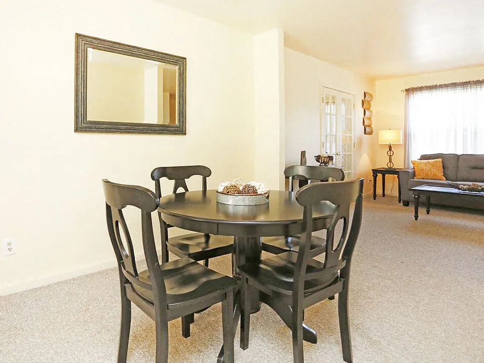 Golfview Village — Photo 3