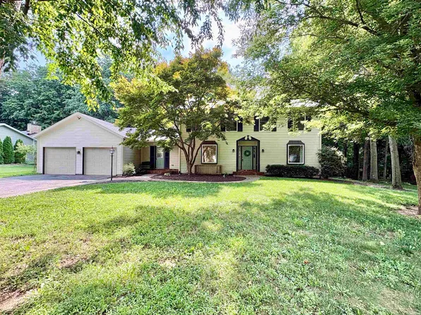 1317 King Arthur Dr, Lafayette, IN 47905