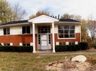 2710 Wahoo Dr, New Albany, IN 47150