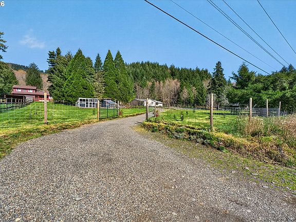 2nd image of 11616 Lewis River Rd