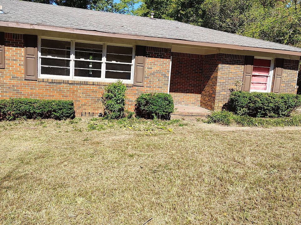 1st image of 389 Sunbrook Ave