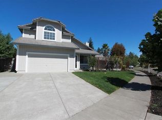 2486 Lemur St, Santa Rosa, CA 95401