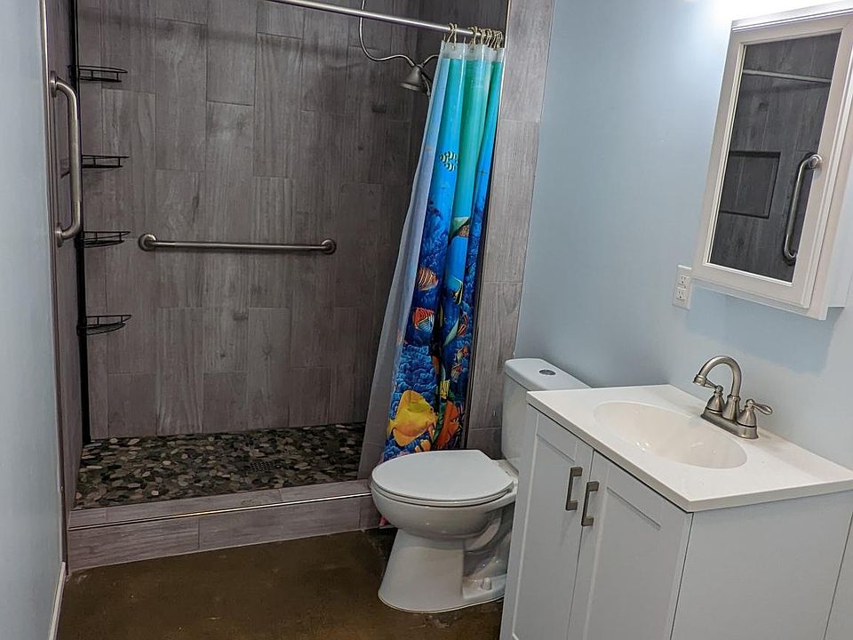 1st image of 2114 Glencoe Dr