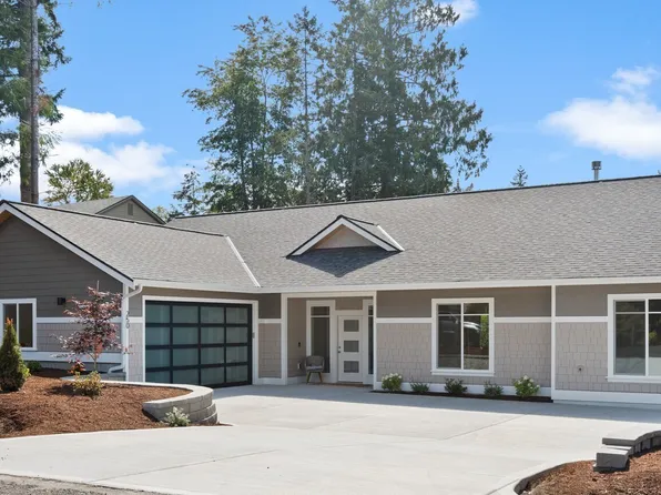 250 Cameron Drive, Port Ludlow, WA 98365