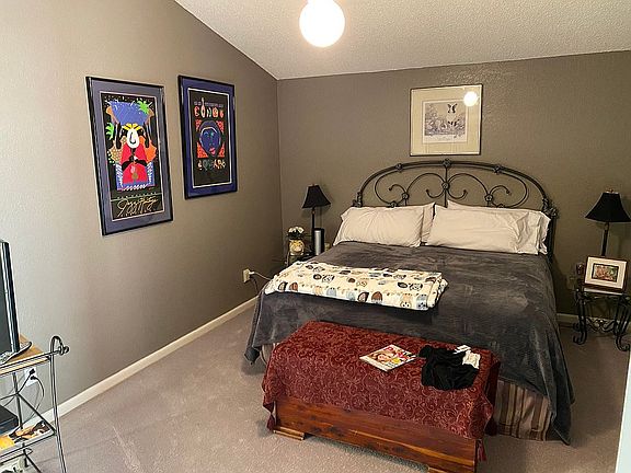 3rd image of 4805 Overton Woods Dr