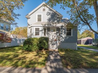 8 Forest St, Manchester, MA 01944