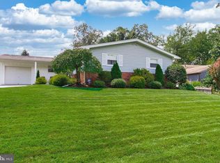 924 Coach Rd, Turnersville, NJ 08012