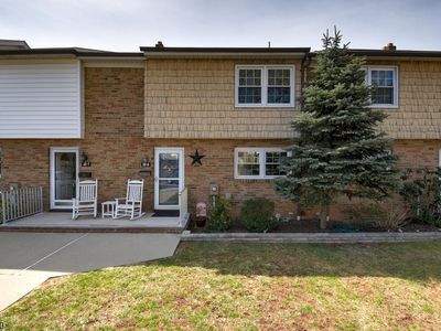 32 Farm Rd #328, Hillsborough, NJ, 08844