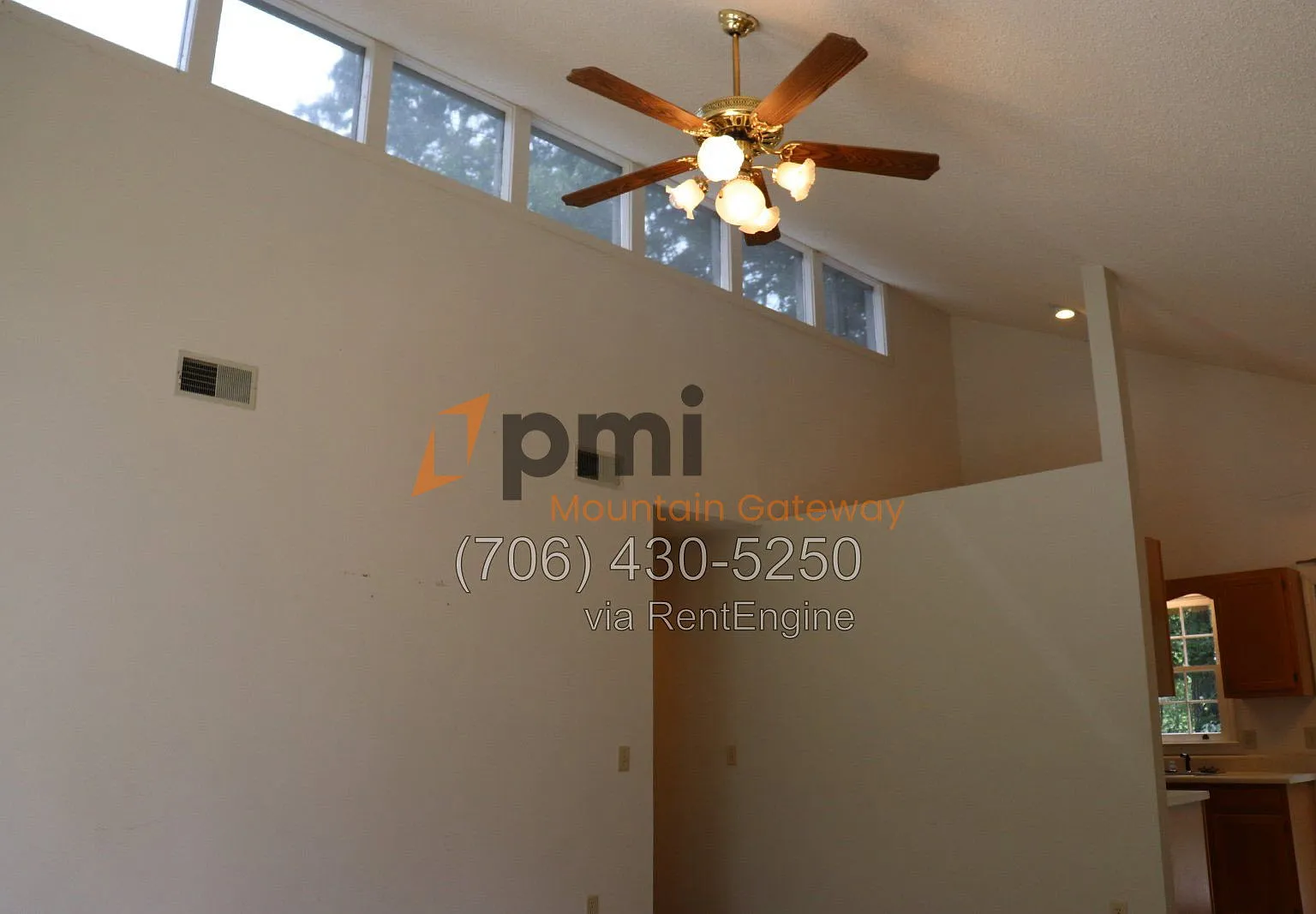 2 bed, 1.5 bath, 839 sqft, $1,200 — Photo 4