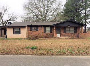 206 Hankins Rd, Fulton, MS 38843