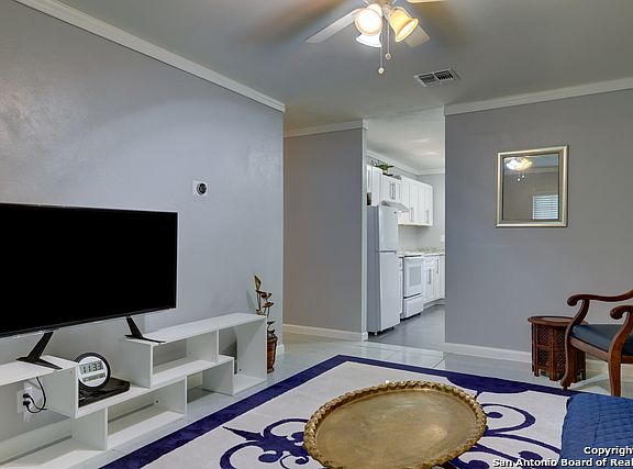 4th image of 6755 Paradise Oak Dr