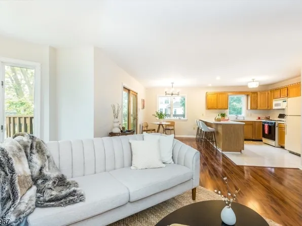 7 Di Donna Ct., Clifton City, NJ 07013