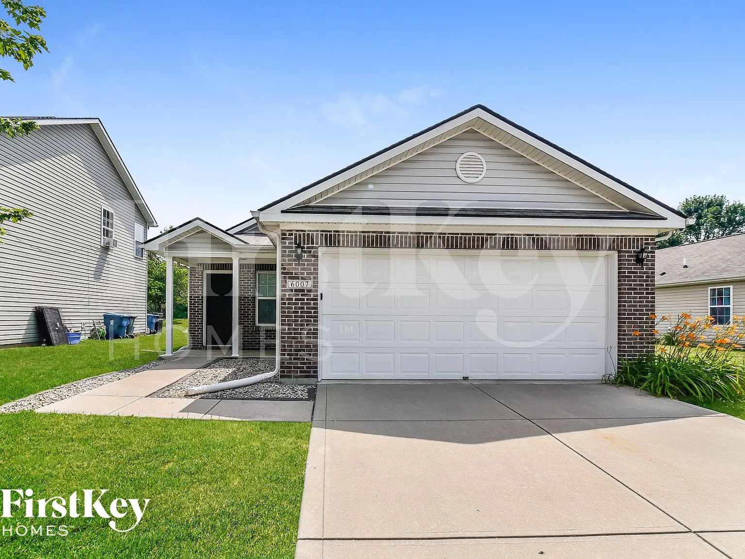 3 bed, 2.0 bath, 1270 sqft, $1,840 — Photo 1