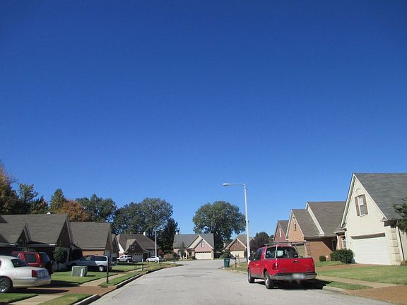 4th image of 7757 Wolf Hollow Dr