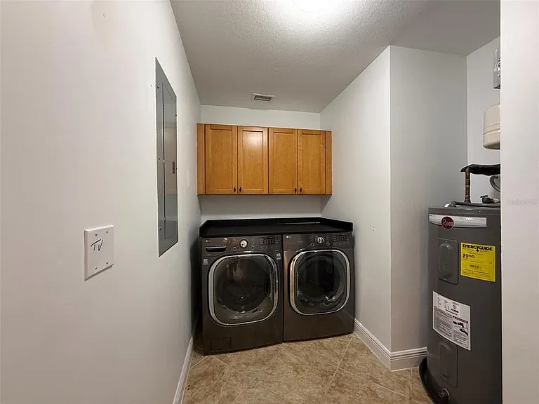 5116 Melbourne St #B-204 — Photo 23