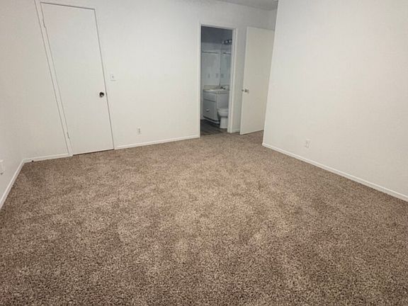 4th image of 4359 W Avalon Ave
