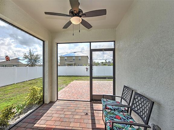5th image of 4615 SW 9th Pl