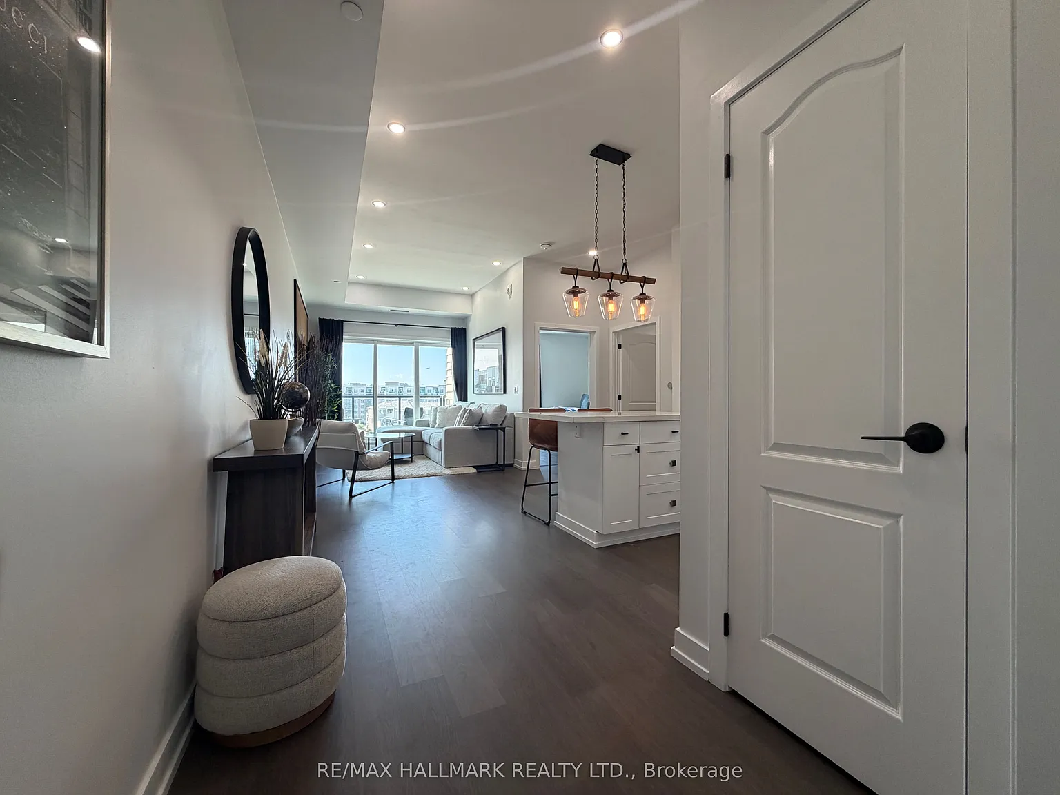 1 bed, $2,800 — Photo 2
