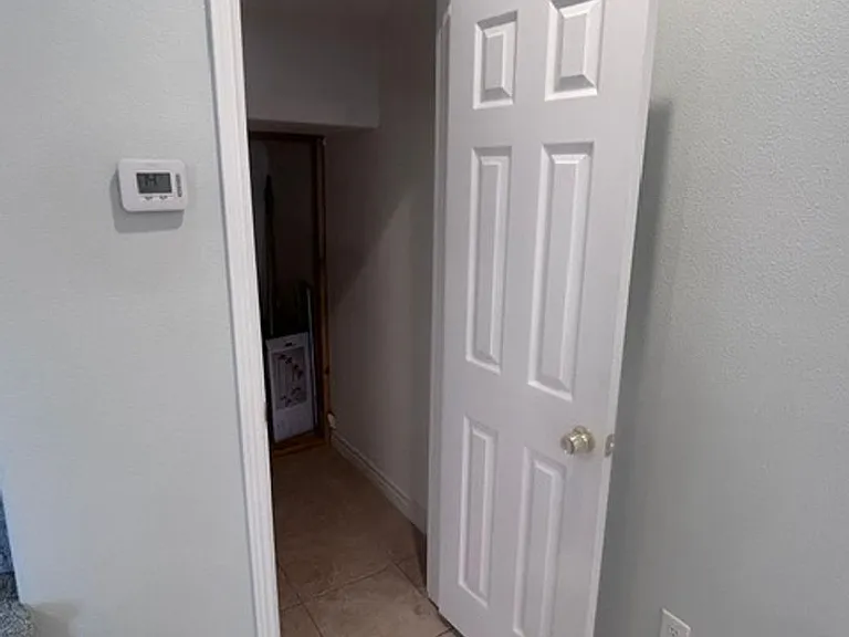452 E Sunset Rd — Photo 13
