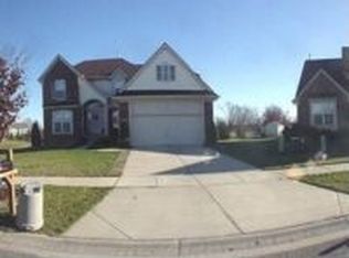 9564 Wellington Ct, Ypsilanti, MI 48197