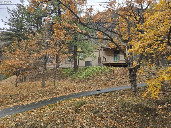 4551 Basalt St, The Dalles, OR 97058