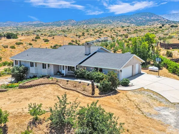 5137 Cygnet Rd, Phelan, CA 92371